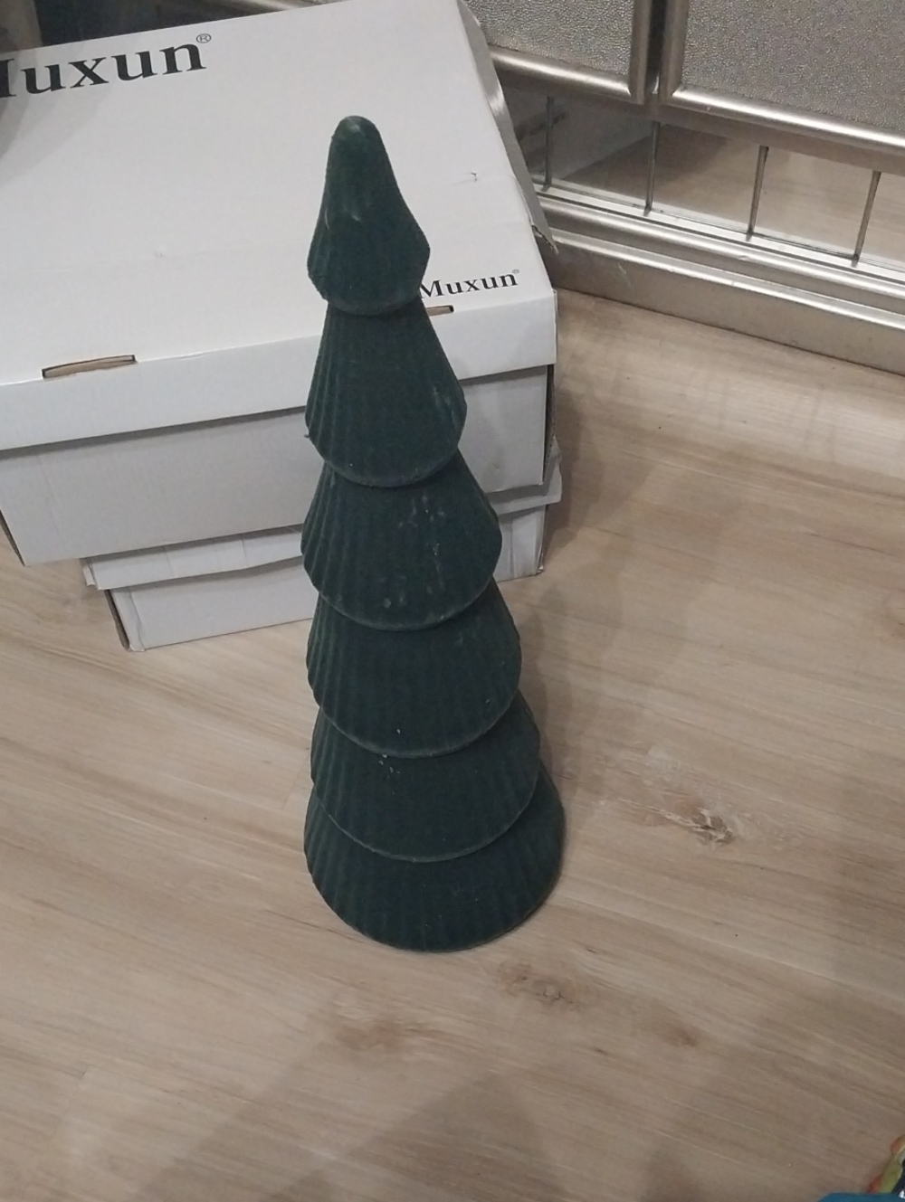 Dark Green Tiered Holiday Tree Décor